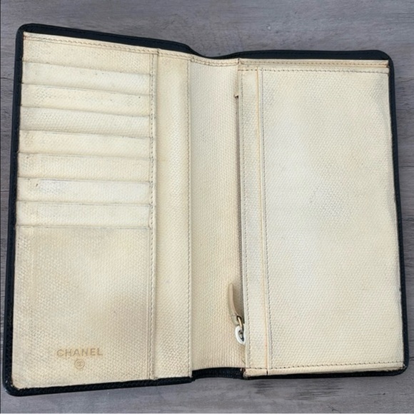 Chanel wallet with COA and unbranded chain - Picture 4 of 11